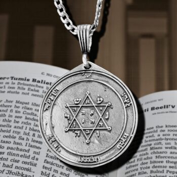 Dije Salomón Segundo y primer Pentaculo consagrado a Júpiter en Plata 4 Cm 13 Gr 44 Sellos de Salomón Art 1160