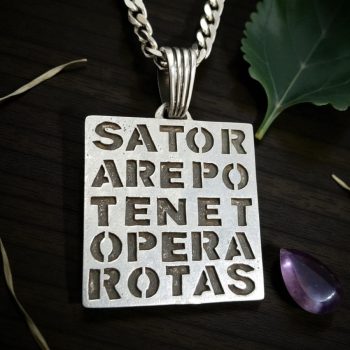 Dije Cuadrado Mágico Sator En Plata 2,5 Cm 8 Gr Art 1009