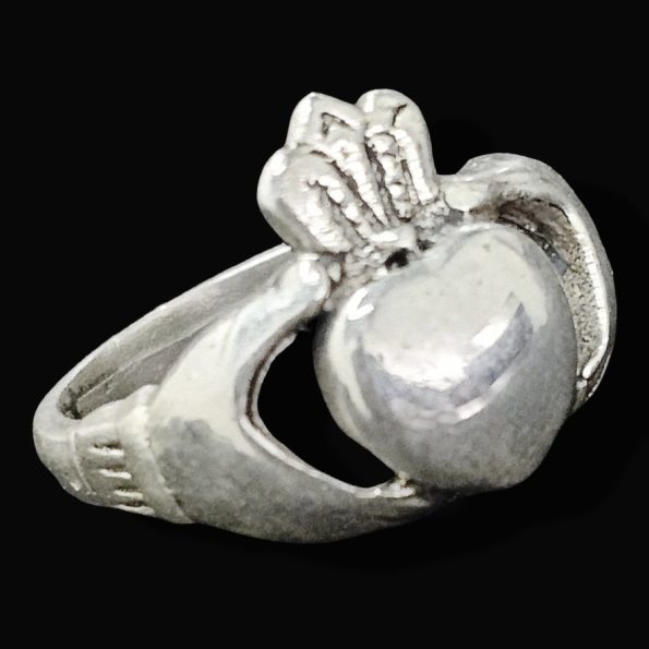 Anillo Celta Claddagh Plata Simbolo Amor 1,5 X 1 Cm Art 1026