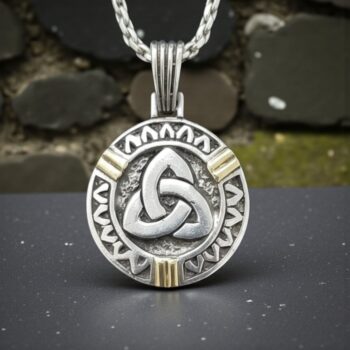 Dije Celta Triqueta Plata Y Oro Duble 2,5 Cm 8 Gr Art 1089