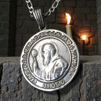 Dije San Benito Abad En Plata 3 Cm 12 Gr Art 1286