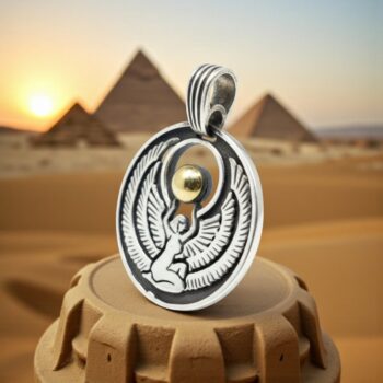 Medalla Isis En Plata Con Oro 3,5 X 2,5 Cm 7 Gr Art 200