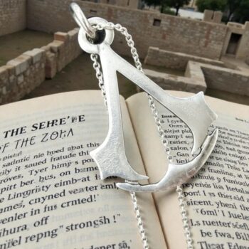 Dije Assassin's Creed Plata 3 X 2 Cm 3,5 Gr Art 248