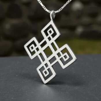 Dije Celta Nudo Perenne En Plata 4 Gr 4 X 3,5 Cm Art 269
