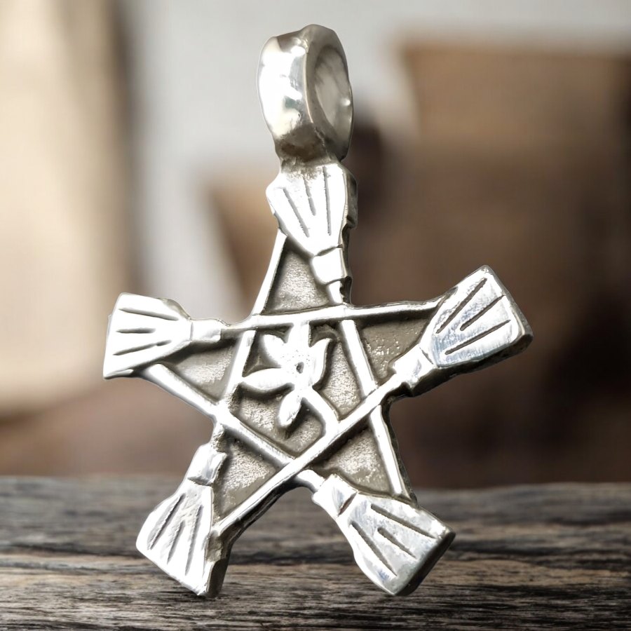 Dije Pentaculo Wicca Y Escobas En Plata 9,7 Gr 3 Cm Art 489