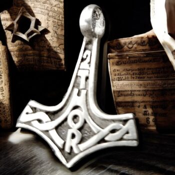 Mjolnir Martillo Thor Vikingo En Plata 2,5 Cm 2,3 Gr Art 541