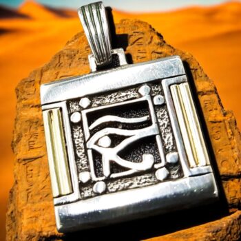 Dije Ojo De Horus En Plata Y Oro 3,5 X 2,5 Cm 7 Gr Art 615