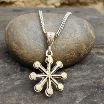 Dije Runa Suenos 2 X 1,5 Cm 2 Gr Talisman En Plata Art 702