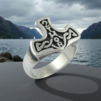 Anillo Mjolnir Thor Vikingo Plata 1,3 X 2 Cm 5 Gr Art 766