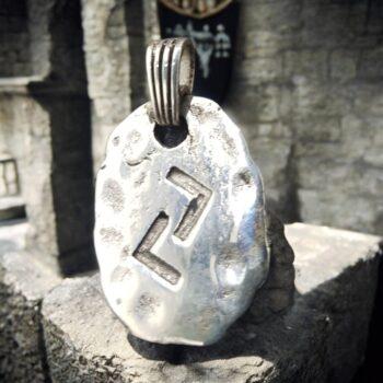 Dije Runa Vikinga Jera En Plata 3.5 X 2 Cm 6,5 Gr Art 786