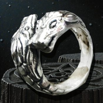 Anillo 2 Cabezas De Dragon En Plata 1,5 Cm 10 Gr Art 821