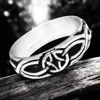 Anillo Celta Nudo Del Amor En Plata 5 Gr 0,6 Cm Art 850