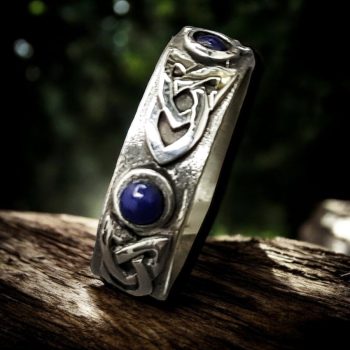 Anillo Celta Triqueta Y Piedra Plata 4,5 Gr 0,6 Cm Art 852