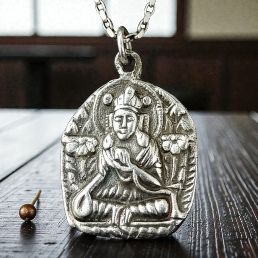 Dije Buda En Plata 2,3 X 2 Cm 6 Gr Budismo Art 912