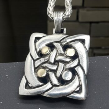 Dije Nudo Celta Plata Y Oro Duble 12,5 Gr 4 X 3 Cm Art 981
