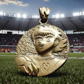 Dije Oliver Atom Super Campeones Bronce 4 Cm 20 Gr Art 1352