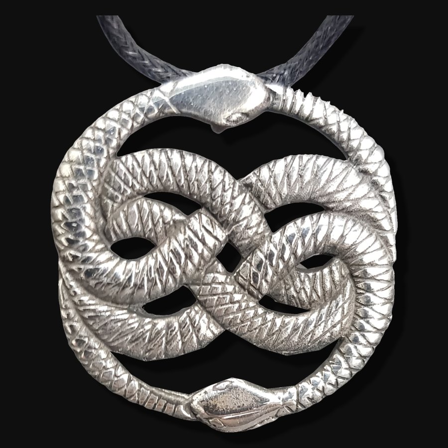 Medalla Wuivre Auryn Celta 3 Cm En Plata 9,5 Gr Art 31 - Imagen 2