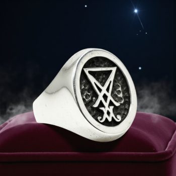 Anillo Sello De Lucifer En Plata 1,7 X 1,4 Cm 9 Gr Art 479