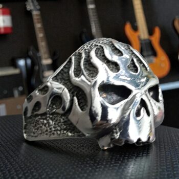 Anillo Calavera De Plata Con Llamas 2,5 X 2 Cm 25 Gr Art 875