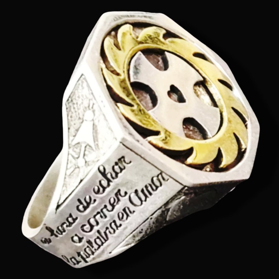 Anillo Cruz Orlada con Psicografías en Plata Art 1485 - Imagen 2