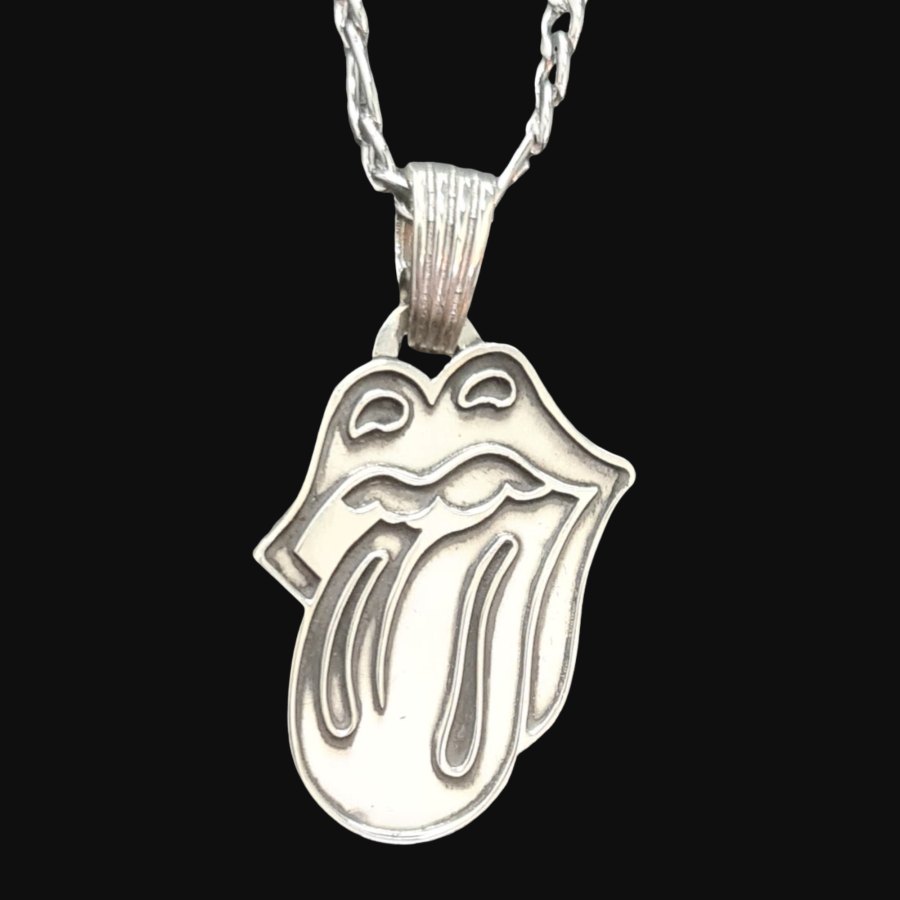 Dije Lengua Rolling Stones En Plata 3 X 2 Cm 5,5 Gr Art 1481 - Imagen 3