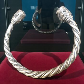Brazalete Vikingo Nudo Celta En Plata Pesa 43 Gr Art 1293