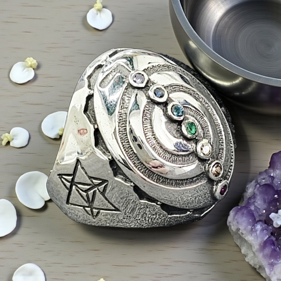Anillo Chokurei En Plata Piedras Reiki 2 X 1,5 Cm Art 1631