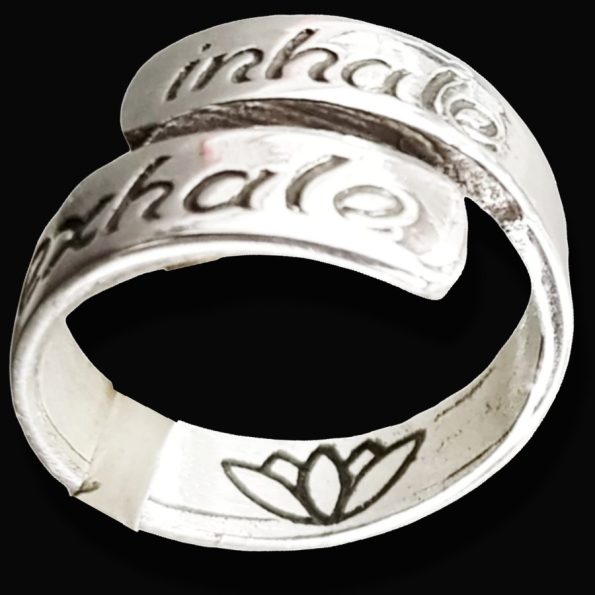 Anillo Yoga Inhale Exhale Plata Regulable Art 809
