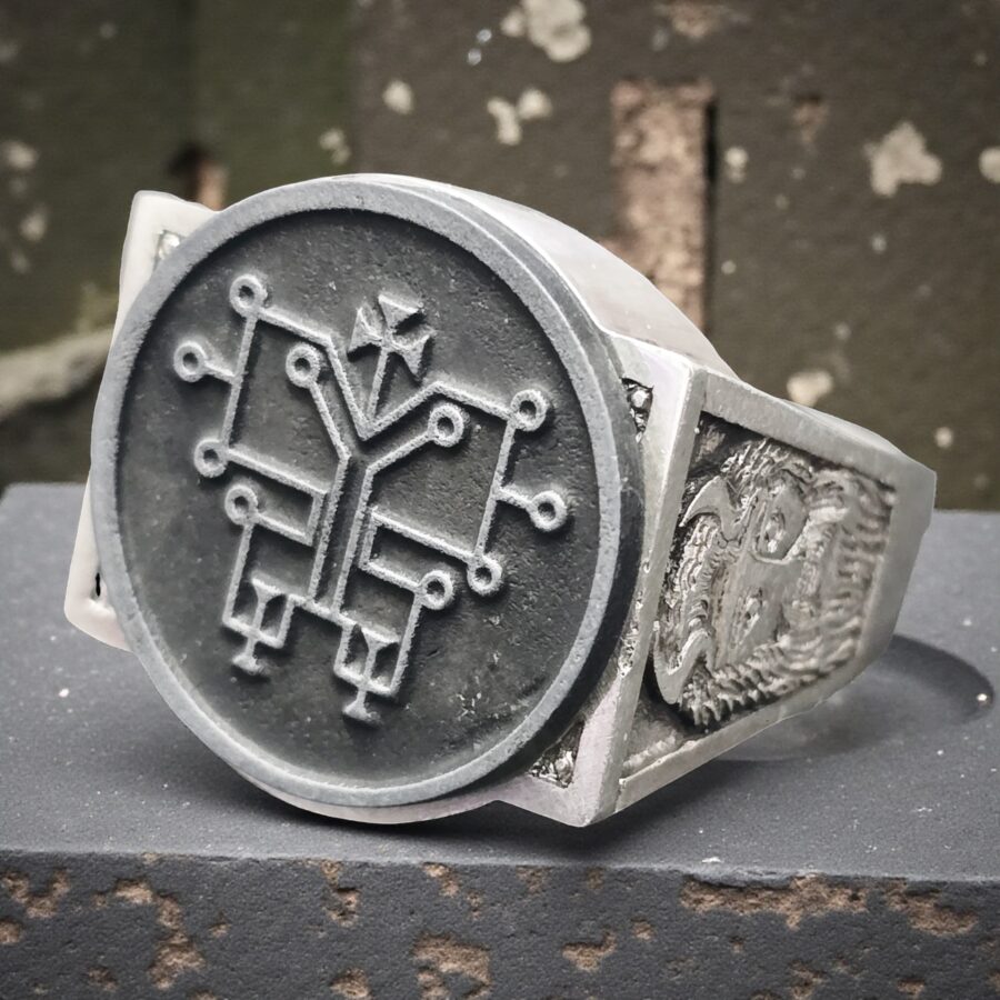 Anillo Demonio 59 MARQUES ORIAS 72 Demonios Clave menor de Salomón Goetia En Plata 2,2 cm x 1,8 cm 18 Gr Art 1837