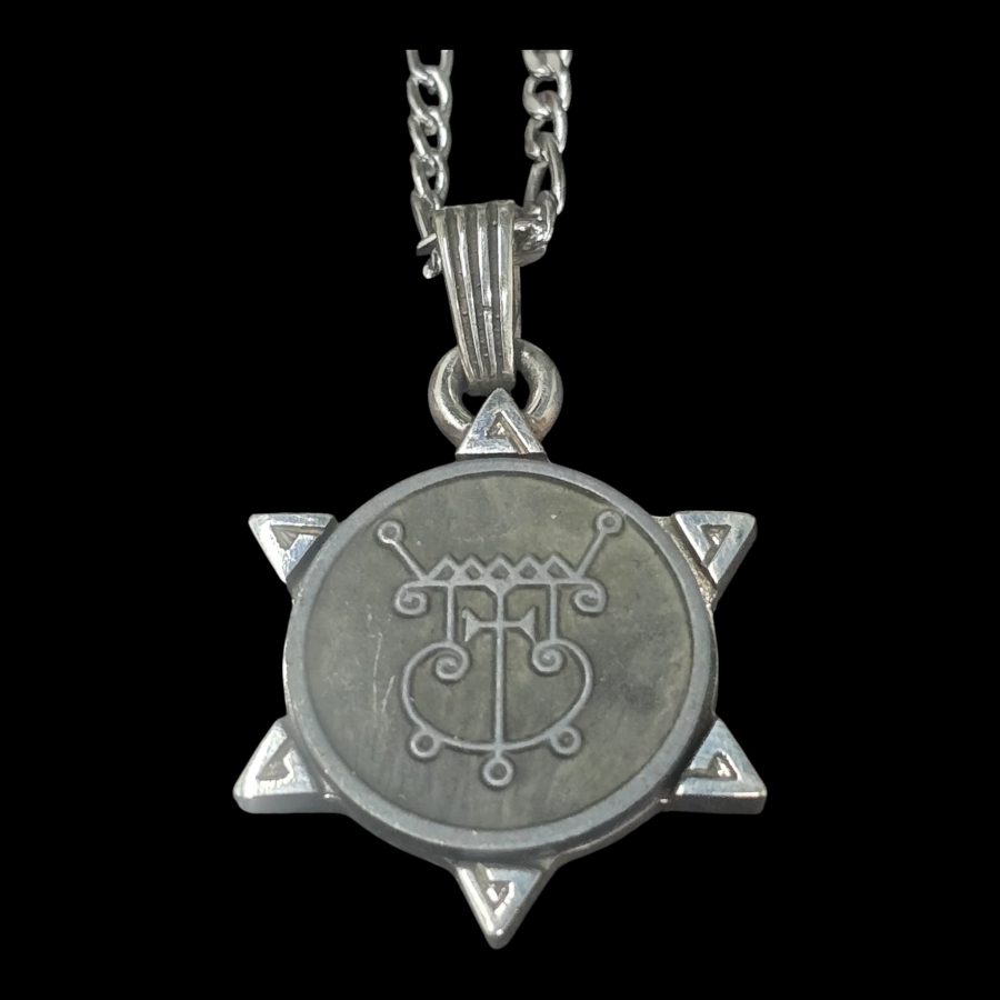 Dije Demonio 56 DUQUE GREMORY y Sello secreto Salomón 72 Demonios Clave menor de Salomón Goetia En Plata 3 x 2,5 cm 12 Gr Art 1915