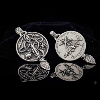 Dije Nudo de Bruja Sempiterna con pisada y escalera de bruja en Plata 925 (6 x 3 cm – 14 gr) Talismán de Protección y Poder